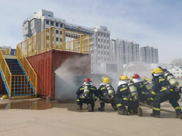中國警察大學(xué)多功能集裝箱式室內(nèi)煙火訓(xùn)練裝置